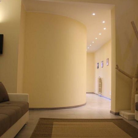 Villa Immersa Nel Verde ラクイラ エクステリア 写真